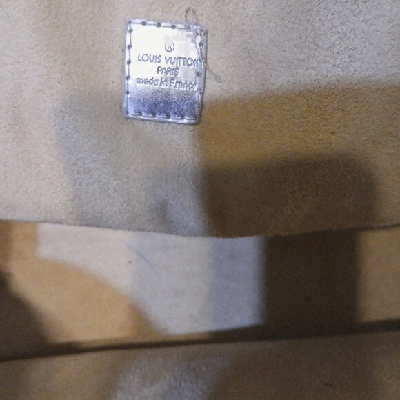 Louis vuitton handbag (large) - Picture 6 of 6